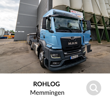 Blauer LKW mit der Aufschrift "ROHLOG"